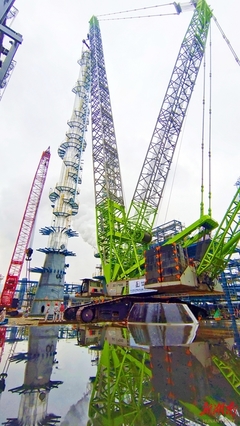 湖南石化重点项目最大塔件顺利吊装