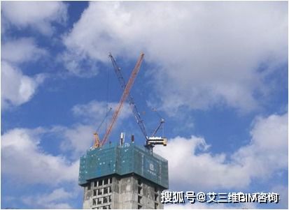 中建四局精品工程观摩 塔吊技术亮点与管理措施全方位展示