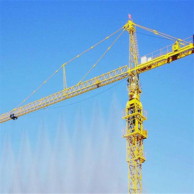 塔吊高空喷淋系统 建筑工地绿色施工的降尘利器
